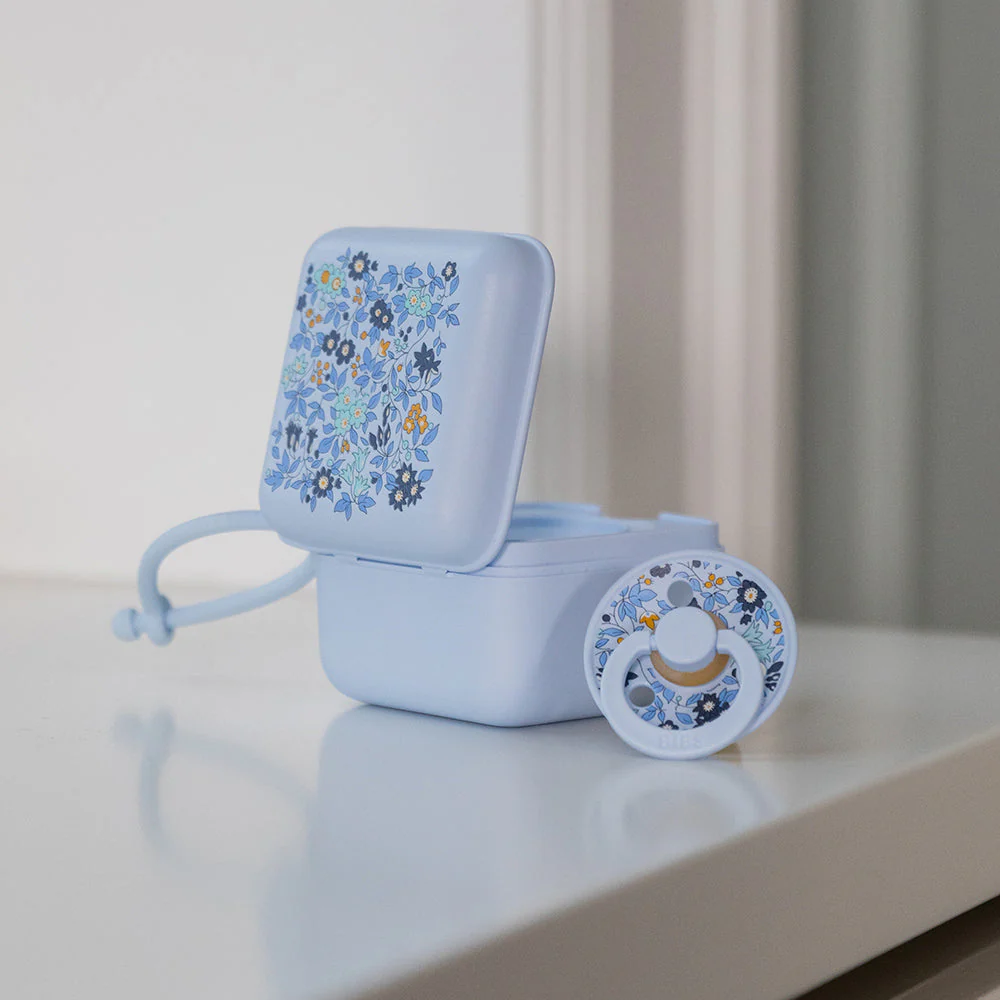 BIBS x LIBERTY Pacifier Box - Chamomile Lawn Baby Blue - Image 3